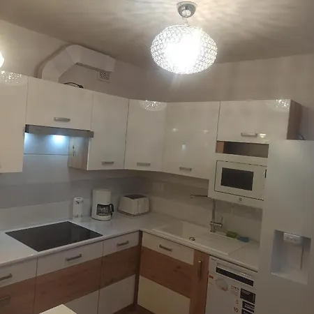 Tower Apartment *